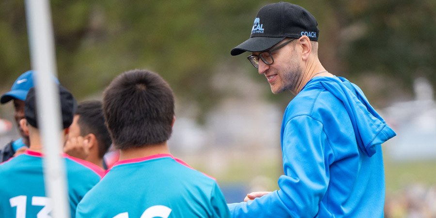 Card header coach hat